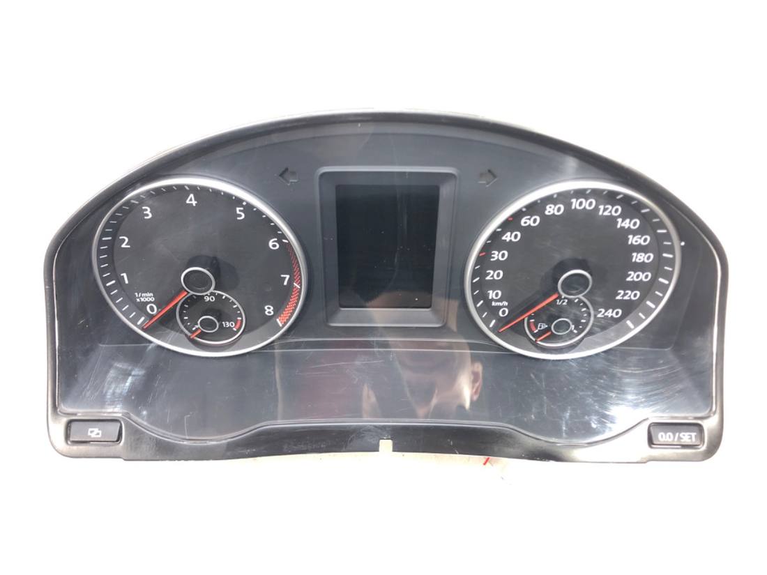 Щиток приладів Volkswagen Golf 5 5M0920872
