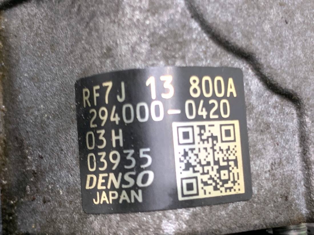 ТНВД паливний насос високого тиску Mazda 5 RF7J13800A — фото деталі 4
