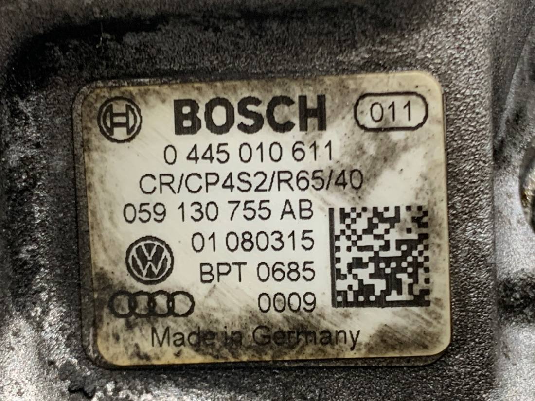 ТНВД паливний насос високого тиску Volkswagen Touareg 059130755AB — фото деталі 4