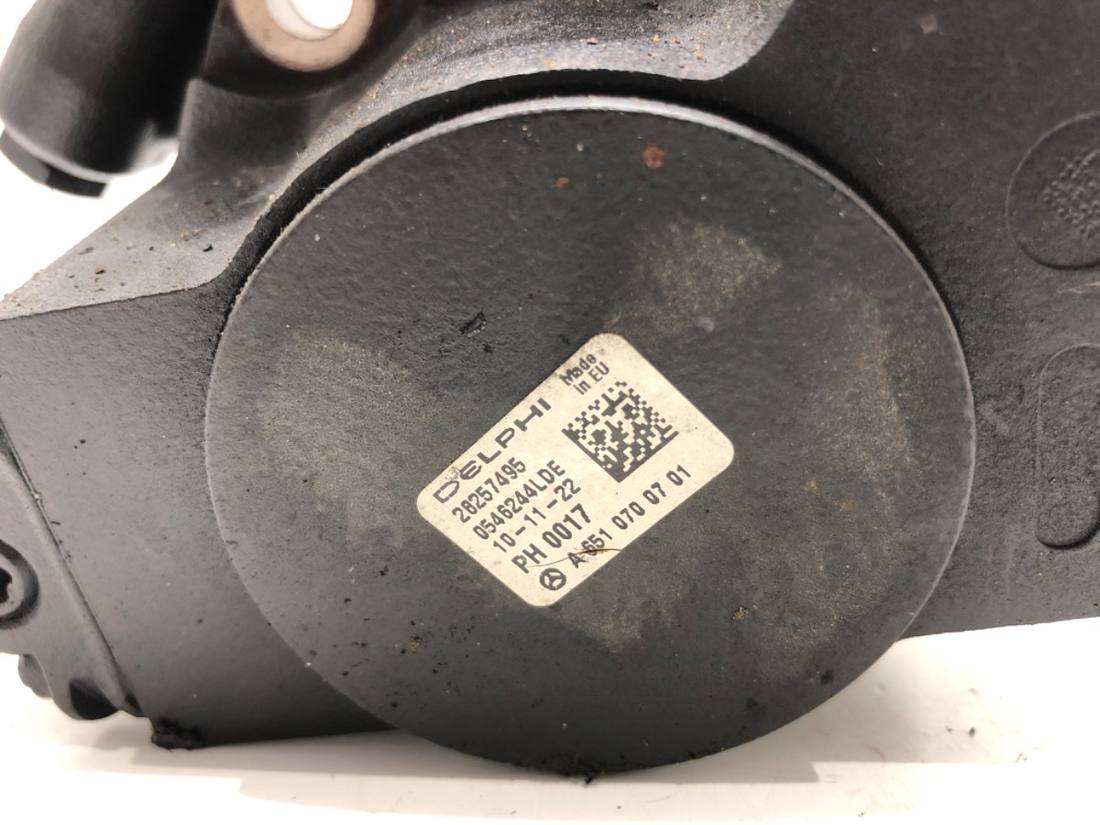 ТНВД паливний насос високого тиску Mercedes C W204 A6510700701 — фото деталі 4