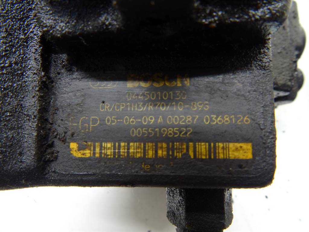 ТНВД паливний насос високого тиску Fiat Croma 0445010130 — фото деталі 3