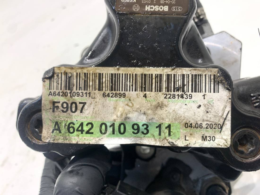 ТНВД паливний насос високого тиску Mercedes Sprinter 6420701201 — фото деталі 4