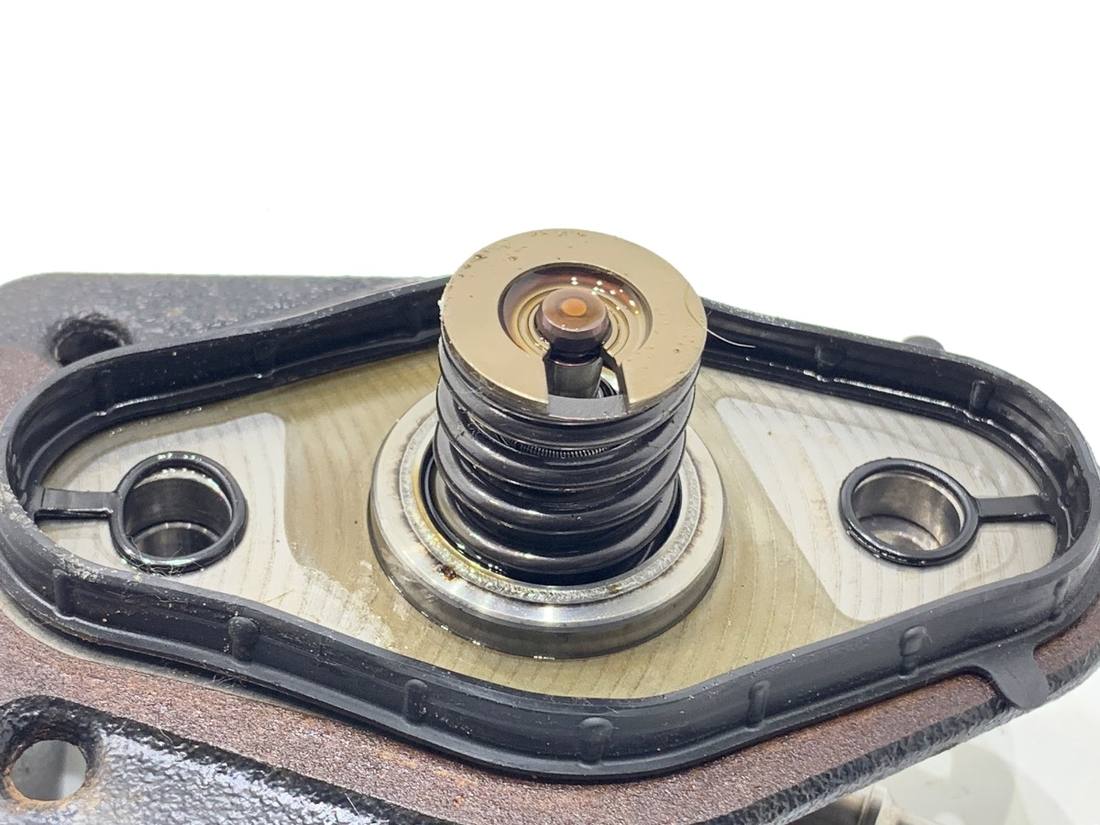 ТНВД паливний насос високого тиску Toyota Camry 23101-25040 — фото деталі 4