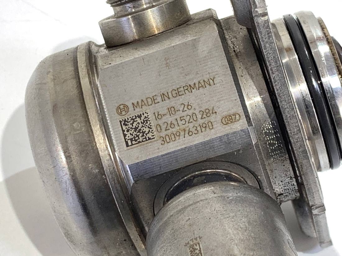 ТНВД паливний насос високого тиску BMW 2 F45 F46 0261520284 — фото деталі 5