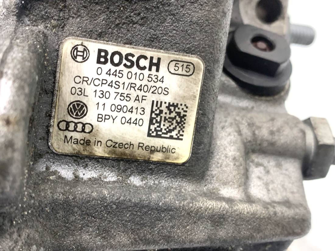 ТНВД паливний насос високого тиску Volkswagen Sharan 03L130755AF — фото деталі 5