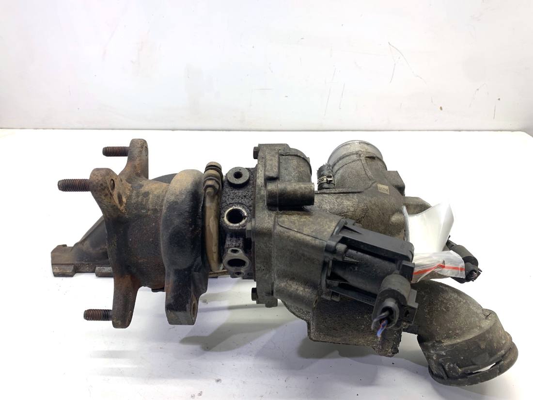 Турбіна турбокомпресор Volkswagen Passat B7 06J145701R