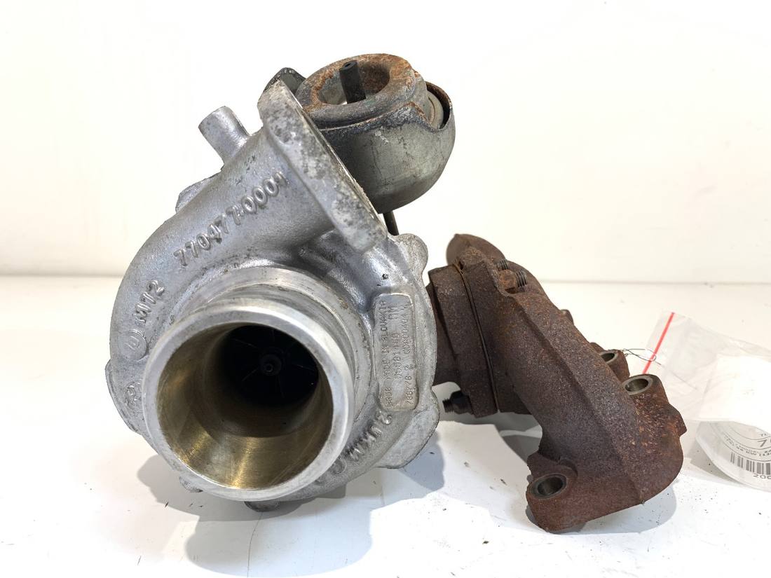 Турбіна турбокомпресор Opel Zafira C 55581460