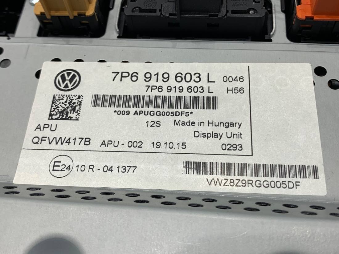 Монітор дисплей бортовий комп'ютер Volkswagen Touareg 7P6919603L — фото деталі 5