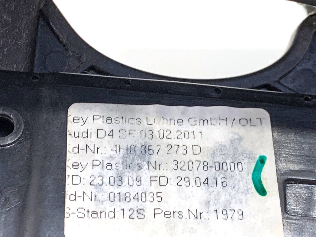 Монітор дисплей бортовий комп'ютер Audi A8 D4 4H0857273D — фото деталі 5
