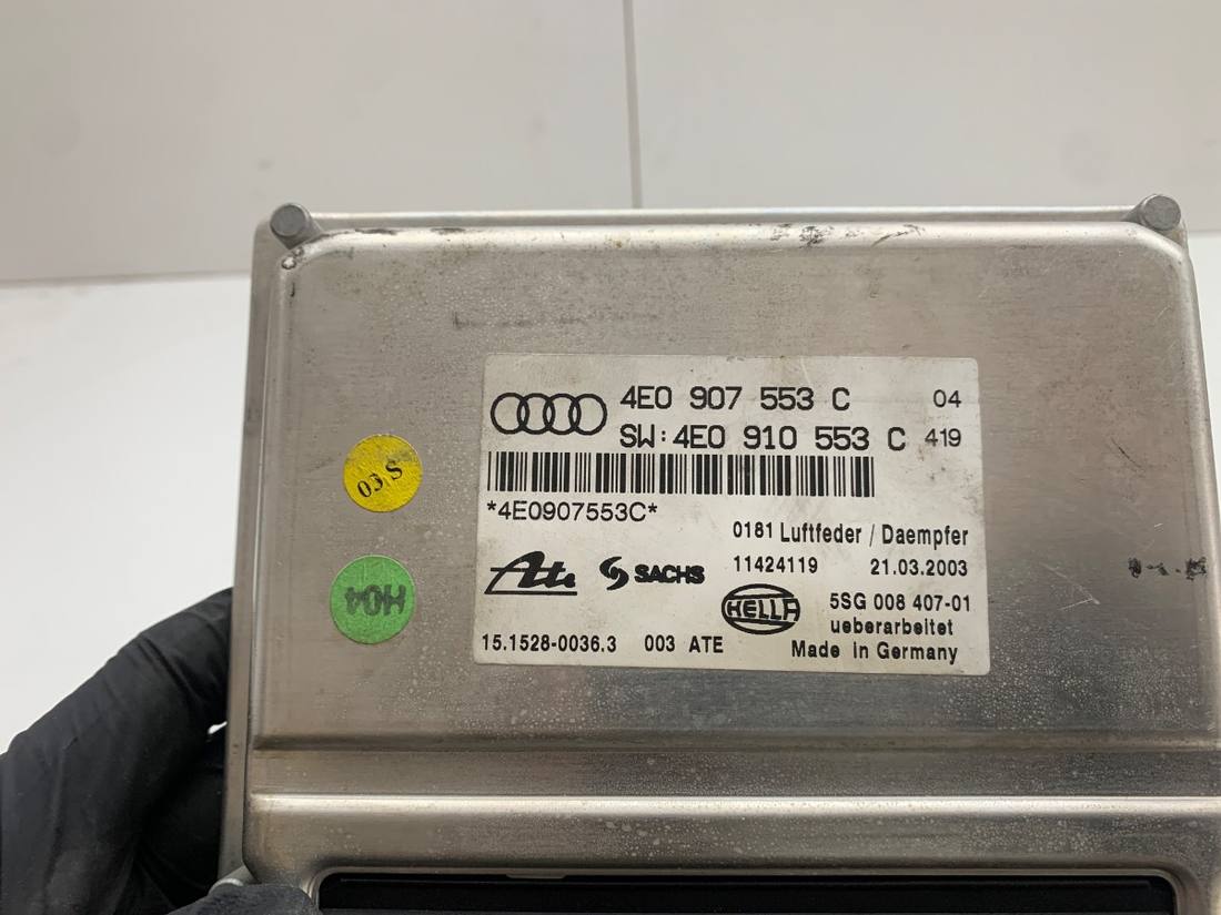 Блок керування модуль Audi A8 D3 4E0907553C — фото деталі 4