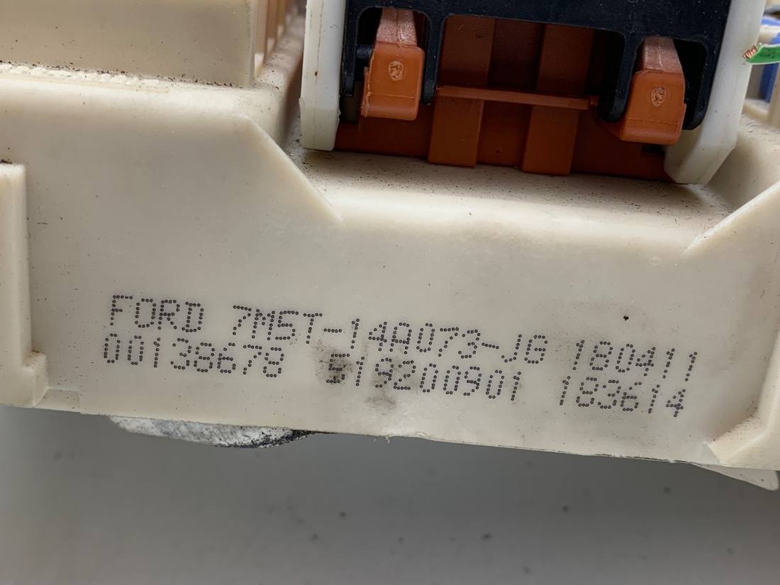 Блок керування модуль Ford Kuga 7M5T-14A073-JG — фото деталі 4