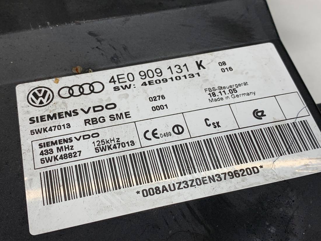 Блок керування модуль Audi A8 D3 4E0909131K — фото деталі 4