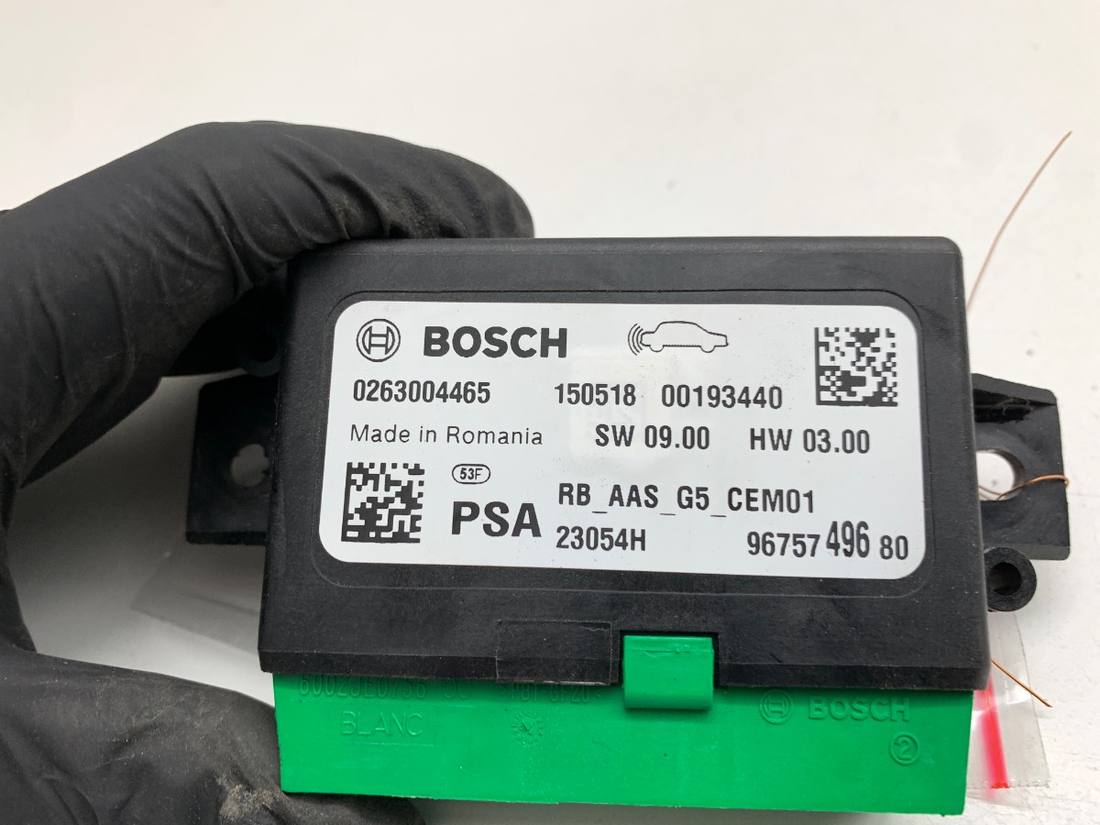 Блок управления модуль Peugeot 208 9675749680 — фото детали 4