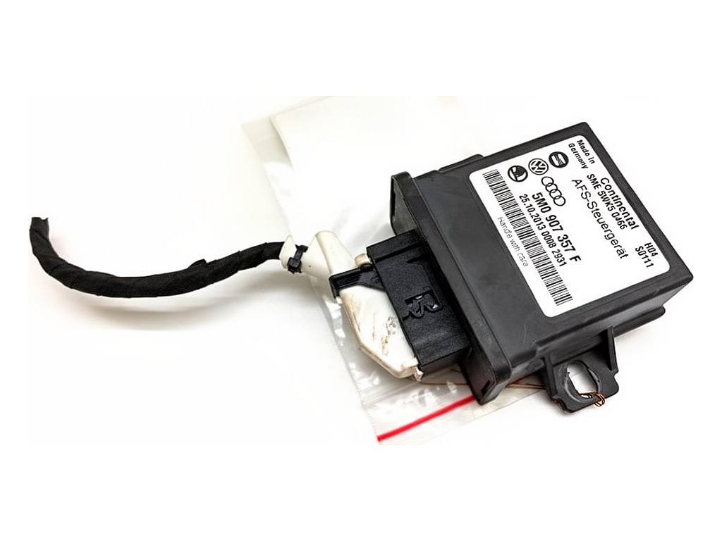 Блок керування модуль Volkswagen Passat B7 5M0907357F