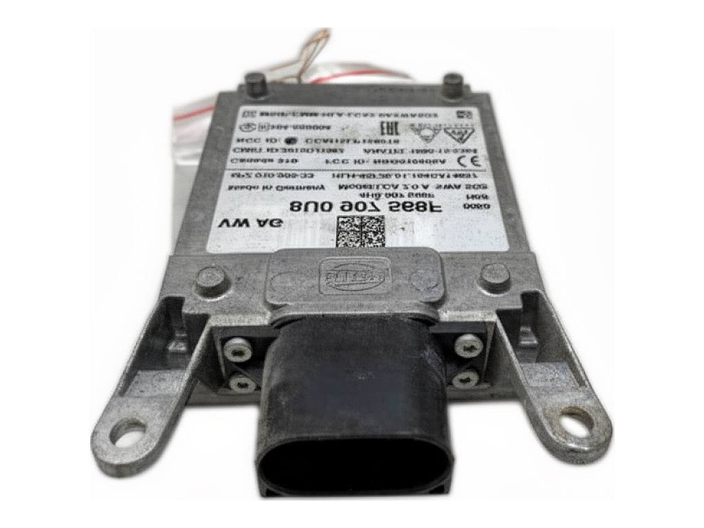 Блок управления модуль Audi Q3 8U0907568F