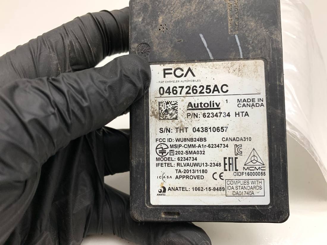 Блок керування модуль Chrysler Pacifica 04672625AC — фото деталі 4