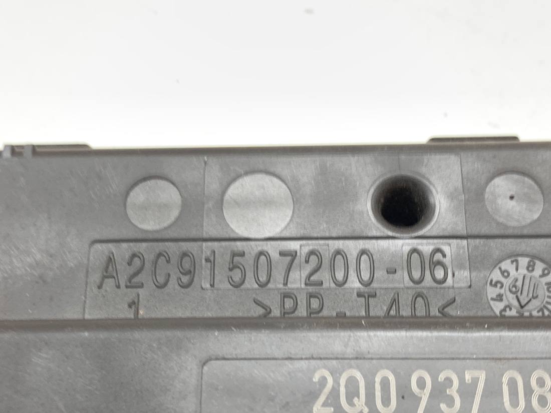 Блок керування модуль Skoda Fabia 3 2Q0937089A — фото деталі 4