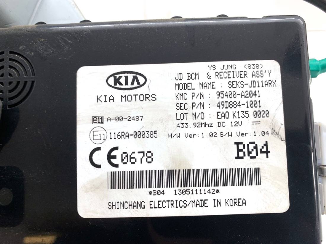 Блок керування модуль Kia Ceed 95400-A2041 — фото деталі 4