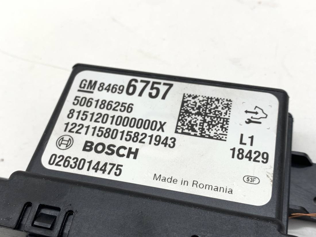 Блок керування модуль Opel Insignia 84696757 — фото деталі 3