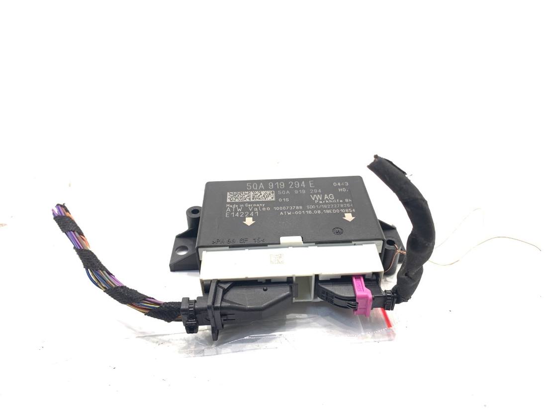 Блок керування модуль Volkswagen Passat B8 5QA919294E
