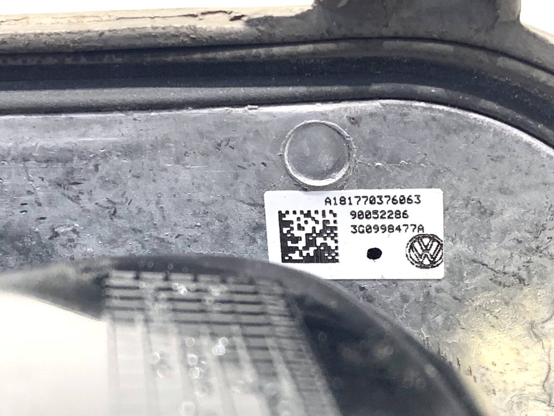 Блок керування модуль Volkswagen Passat B8 3G0998477A — фото деталі 5