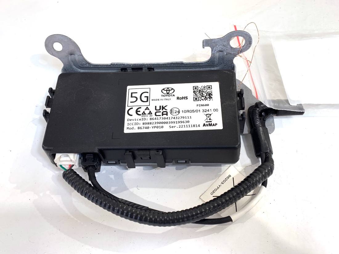 Блок керування модуль Toyota Yaris 3 86740-YP010