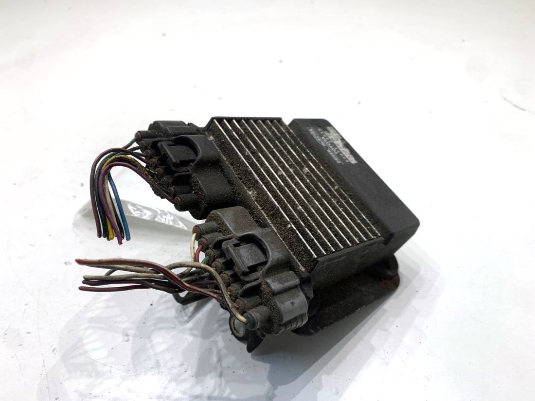Блок керування модуль Toyota Avensis T25 89871-20050