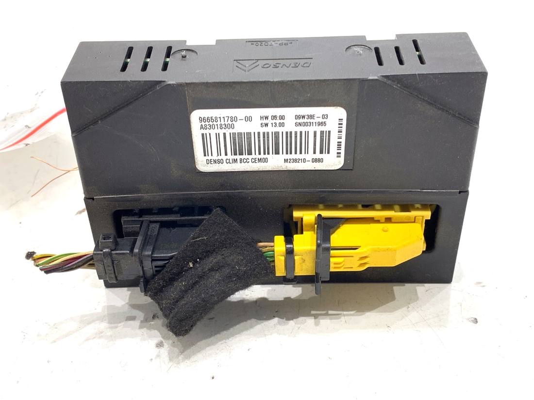 Блок керування модуль Citroen C4 9665811780
