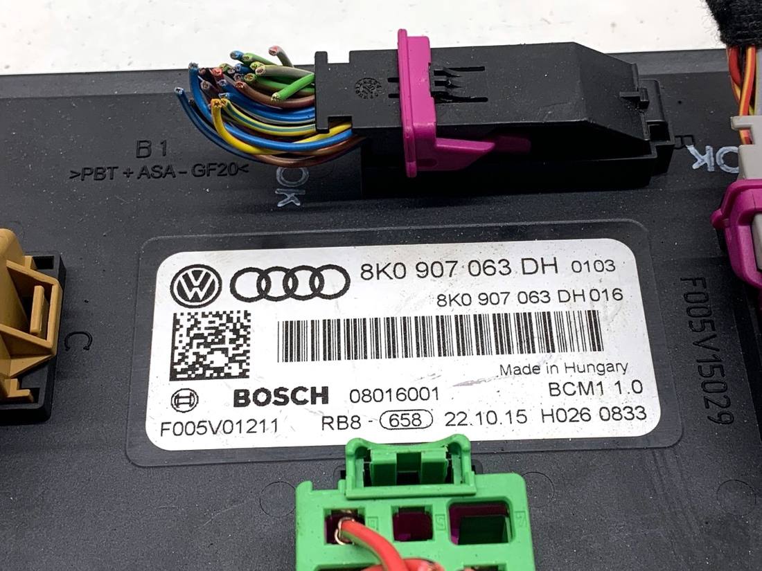 Блок керування модуль Audi A5 8T 8K0907063DH — фото деталі 3