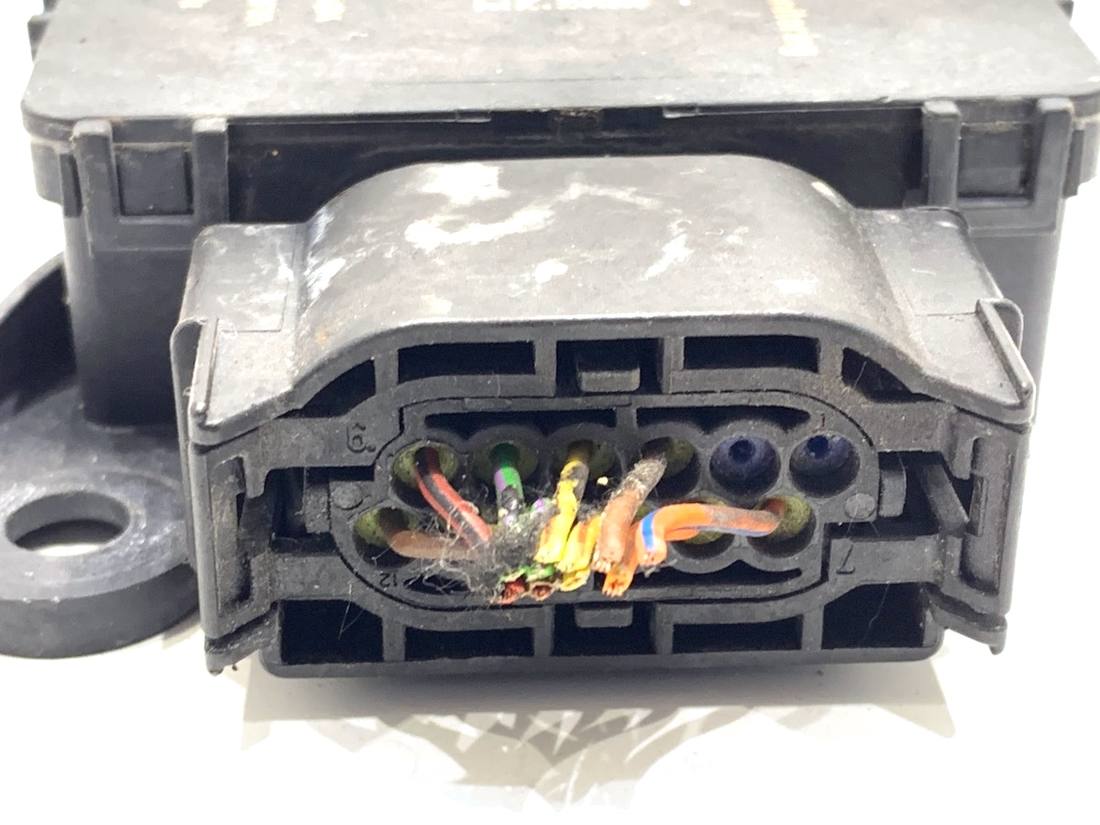 Блок керування модуль Audi A8 D4 4H0907273B — фото деталі 3