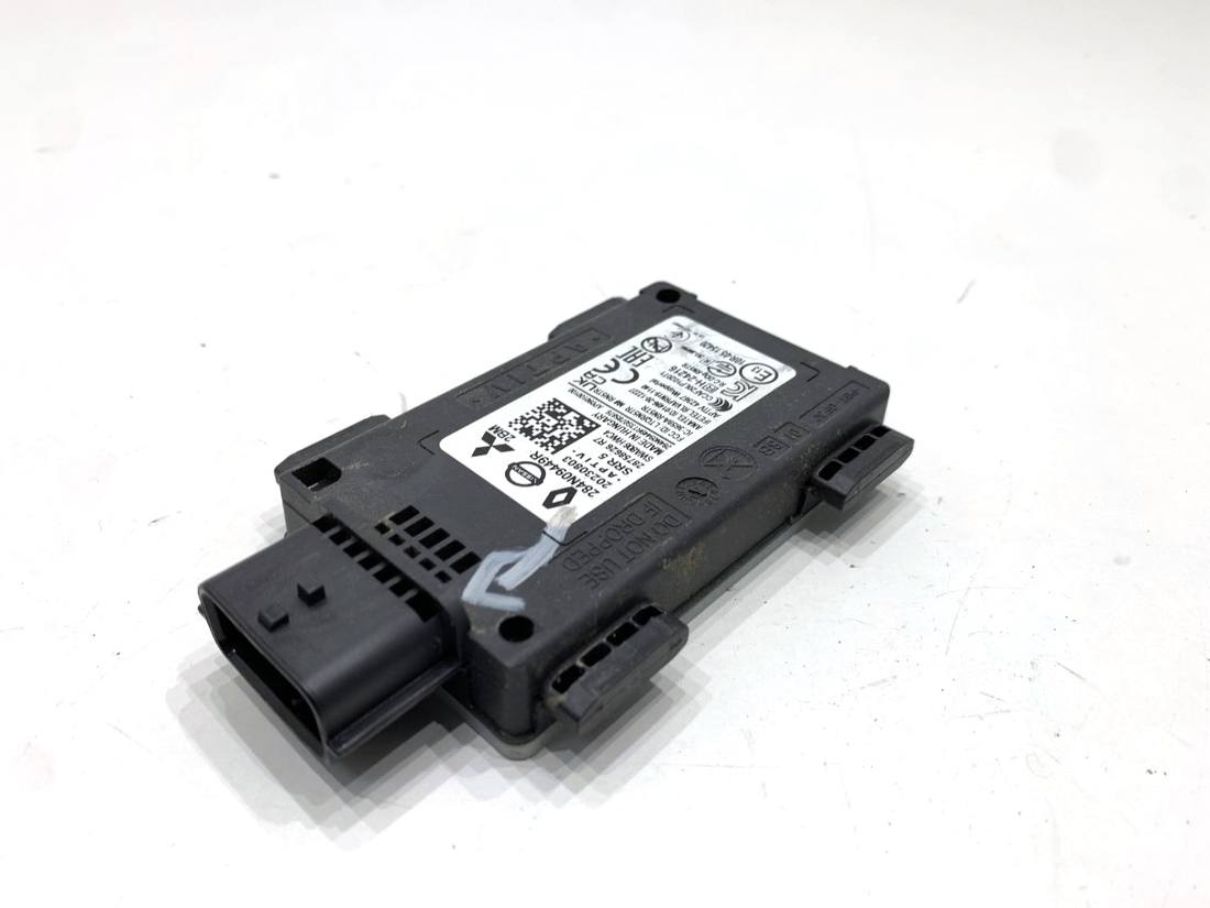 Блок керування модуль Nissan Qashqai 284N09449R