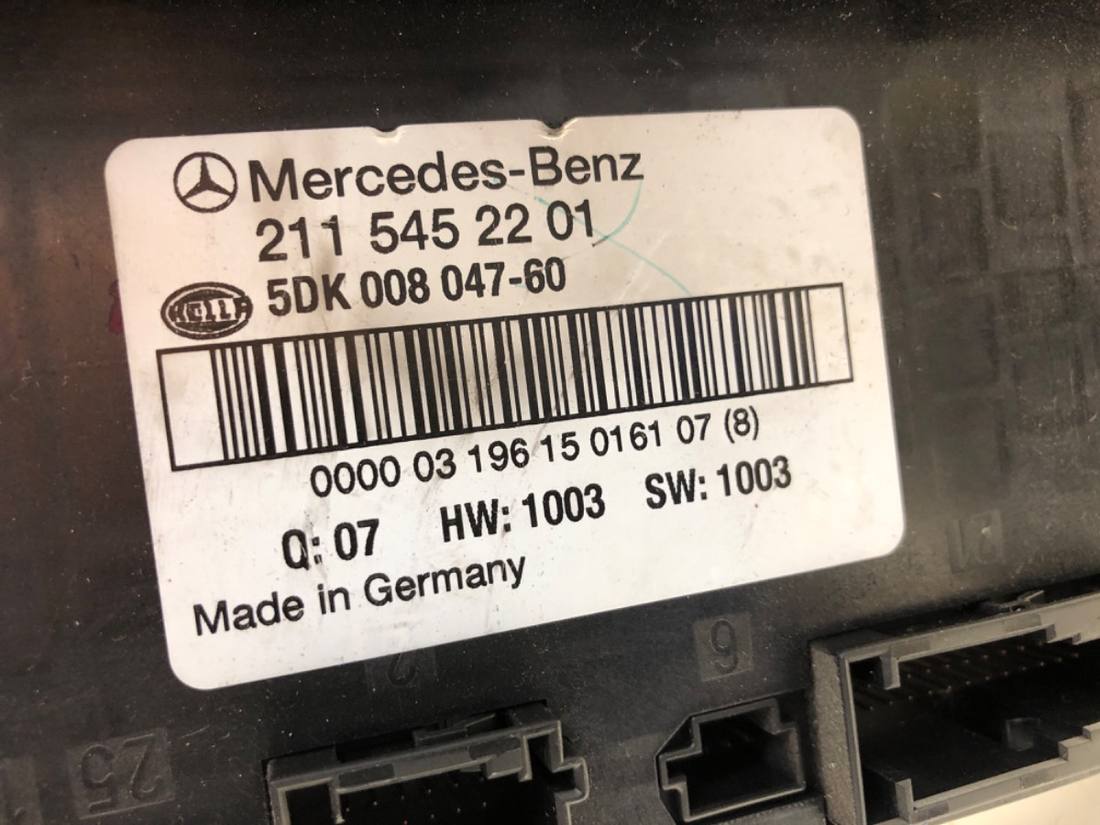 Блок керування модуль Mercedes E W211 2115452201 — фото деталі 4