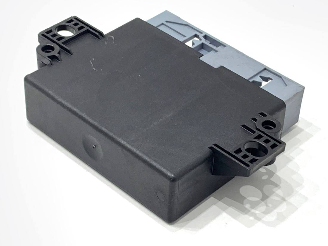 Блок керування модуль Mercedes C W205 A0009001808 — фото деталі 3