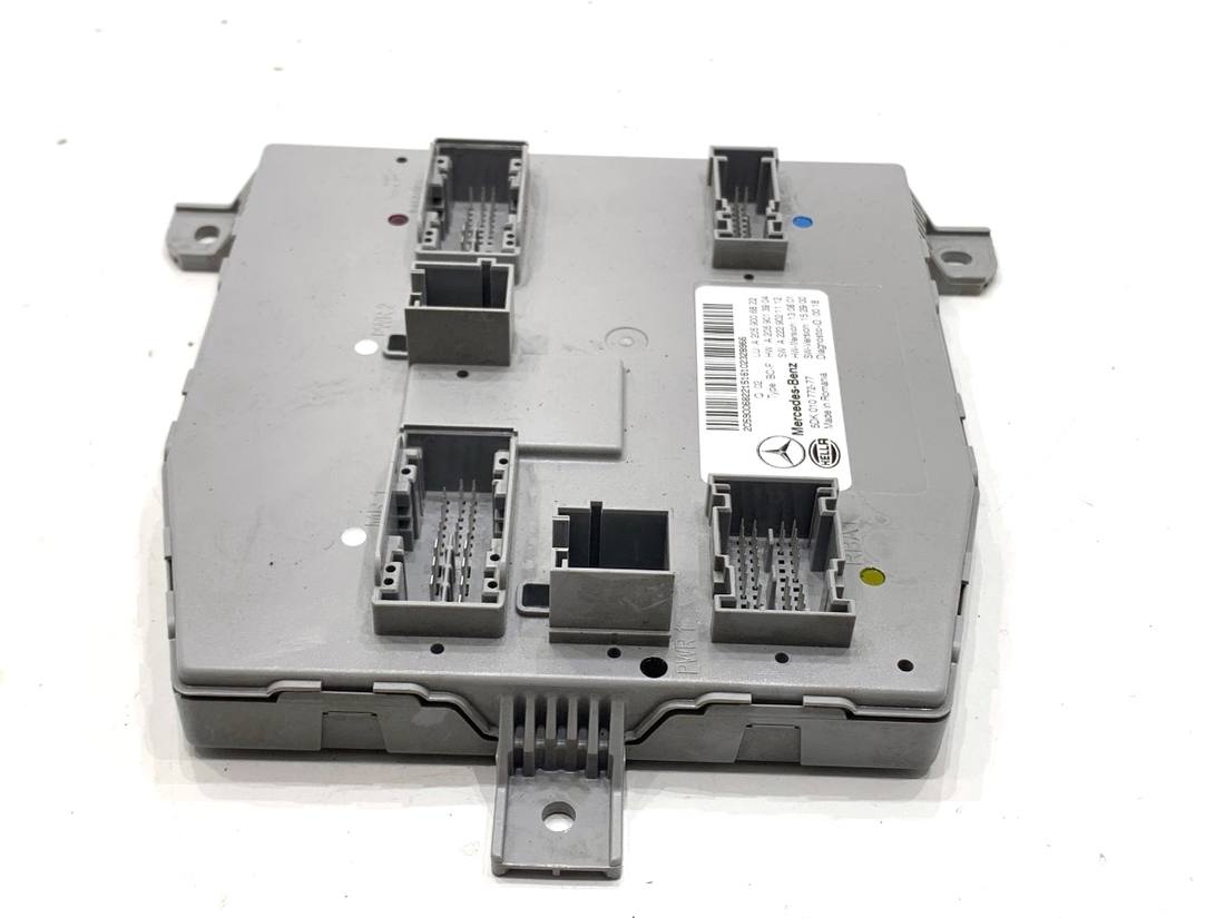 Блок управления модуль Mercedes C W205 A2059006822