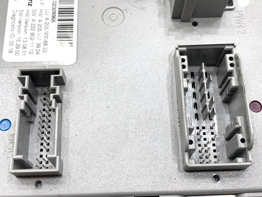 Блок управления модуль Mercedes C W205 A2059006822 — фото детали 5
