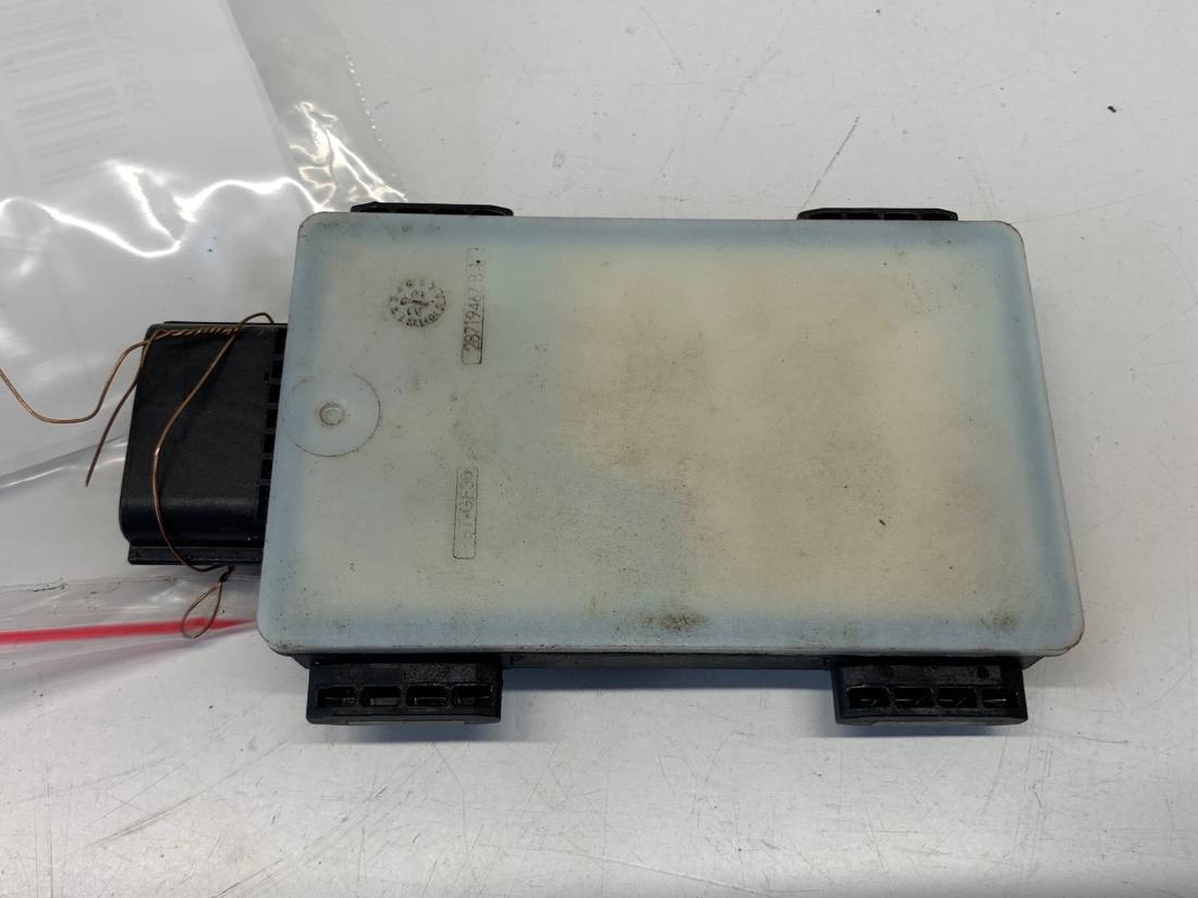 Блок керування модуль Nissan Qashqai 284N09449R — фото деталі 2