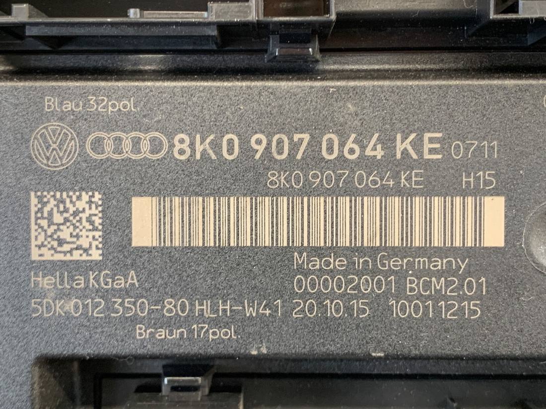 Блок керування модуль Audi A5 8T 8K0907064KE — фото деталі 4
