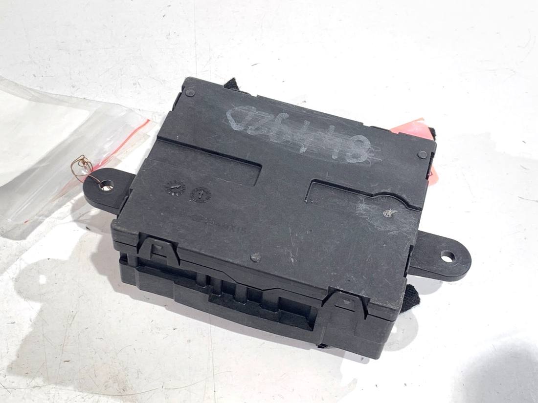 Блок керування модуль Land Rover Range Rover R8E2-14D618-AA — фото деталі 3