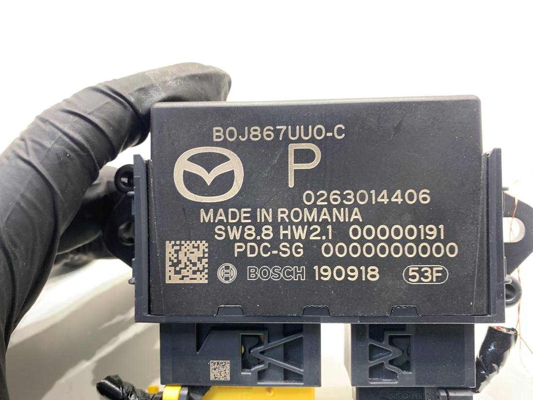 Блок керування модуль Mazda 3 B0J867UU0-C — фото деталі 4