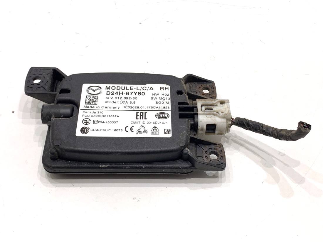 Блок керування модуль Mazda CX 3 D24H-67Y80