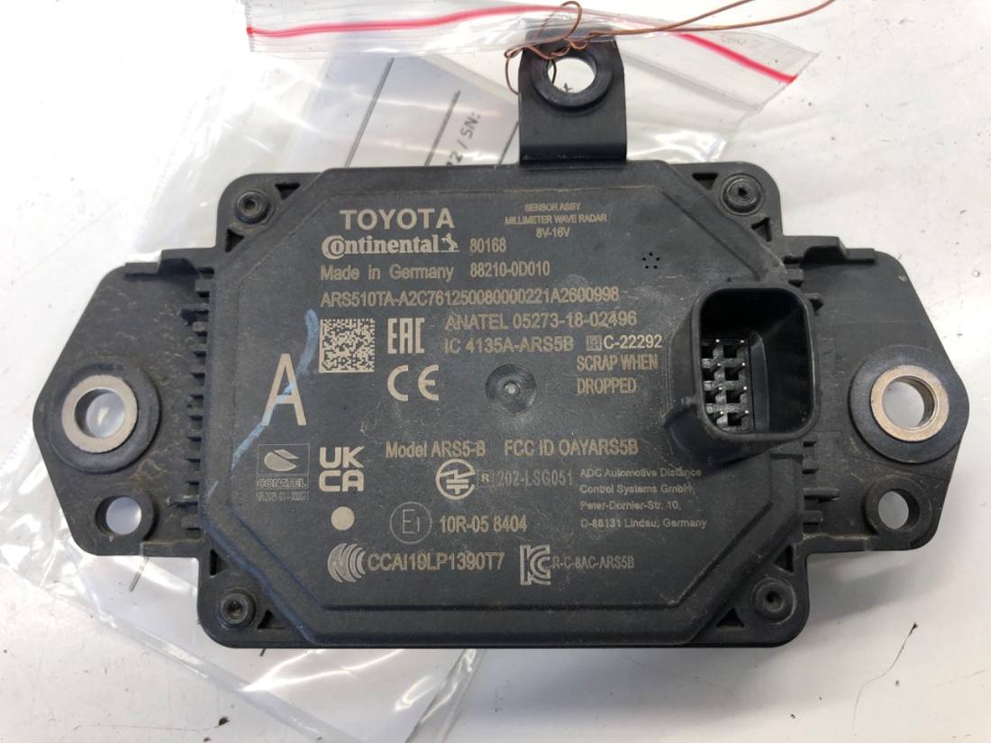 Блок керування модуль Toyota Yaris 3 88210-0D010 — фото деталі 2