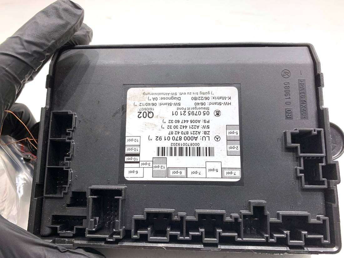 Блок керування модуль Mercedes S W221 A0008700192 — фото деталі 3