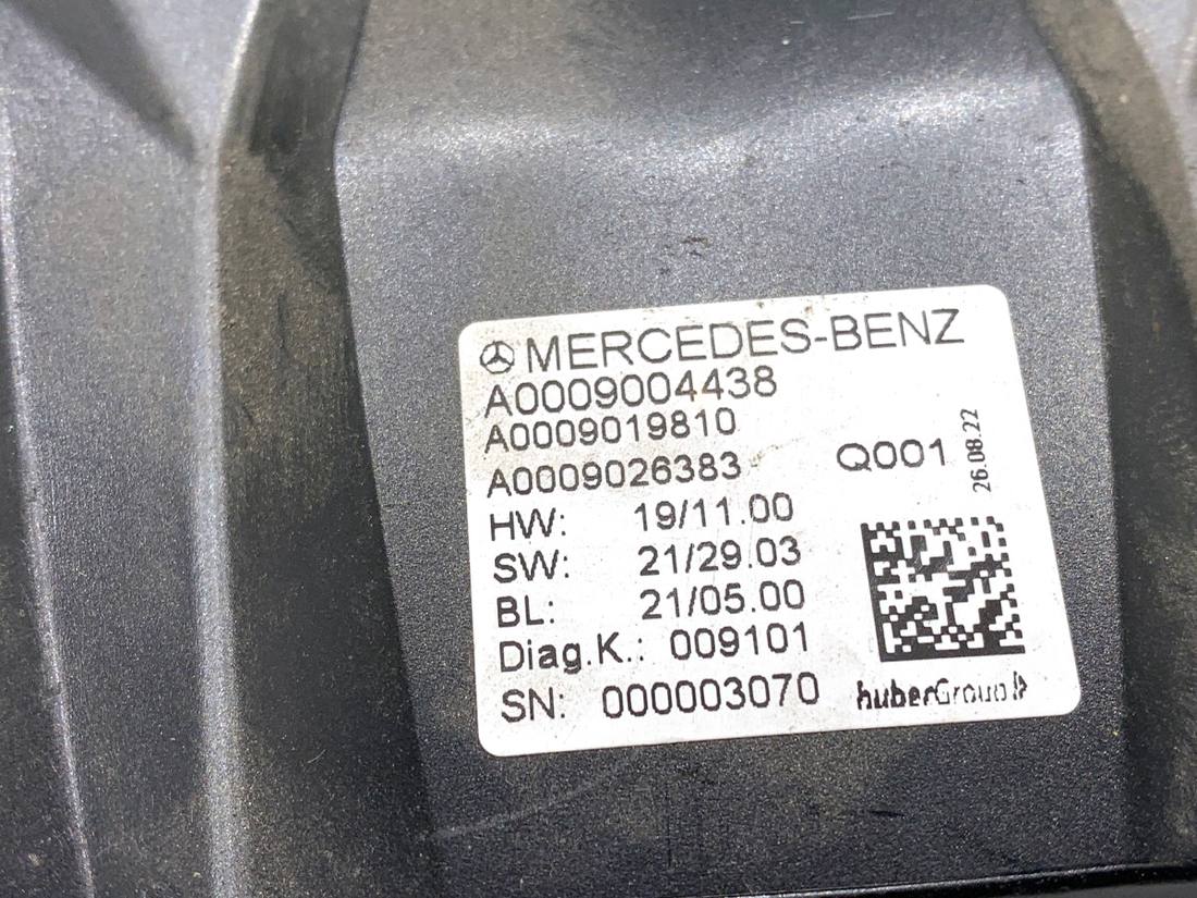 Блок керування модуль Mercedes Sprinter A0009004438 — фото деталі 4