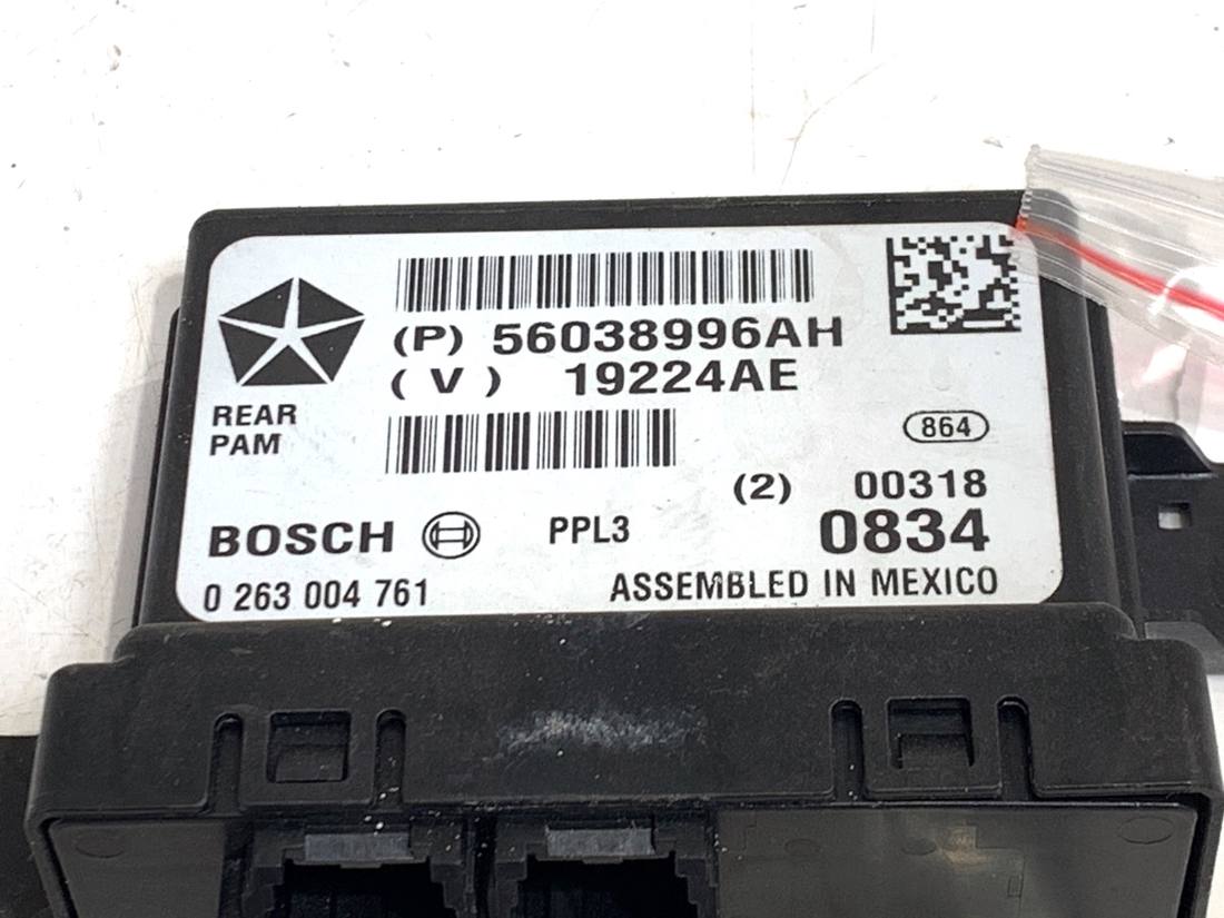 Блок керування модуль Jeep Cherokee 56038996AH — фото деталі 4