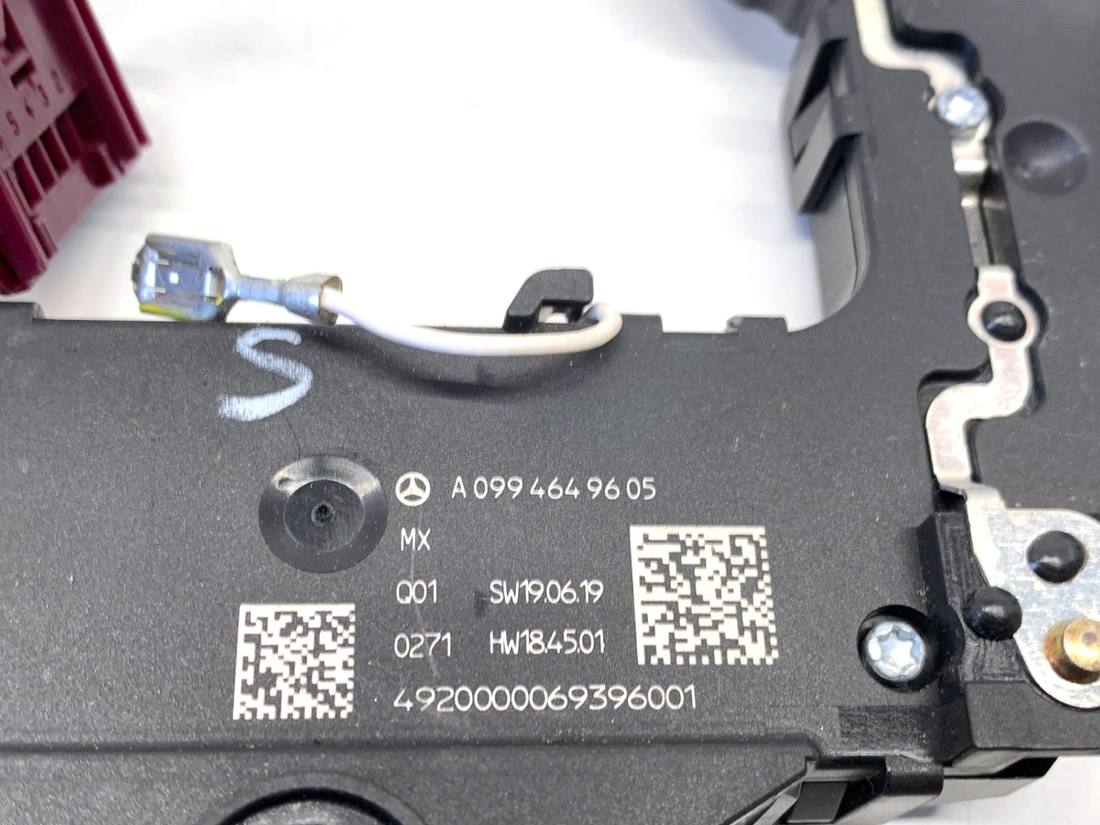 Блок керування модуль Mercedes GLE V167 A0994649605 — фото деталі 3