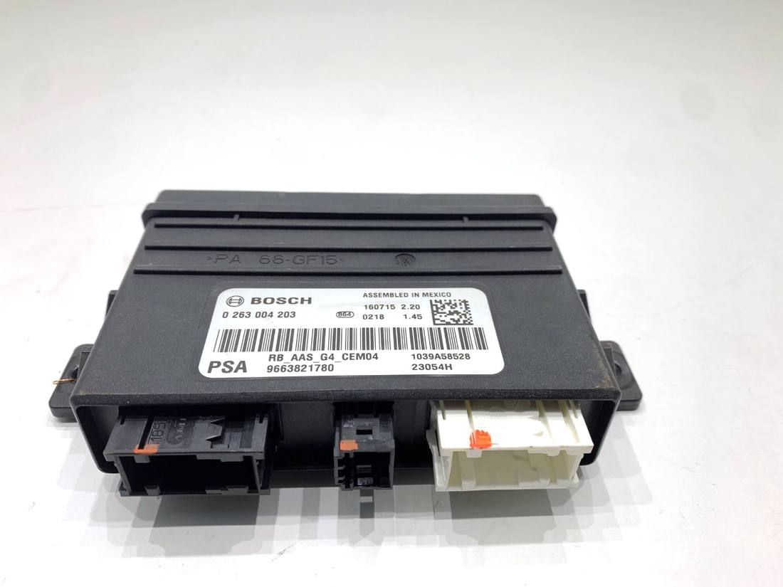 Блок керування модуль Citroen Berlingo 9663821780