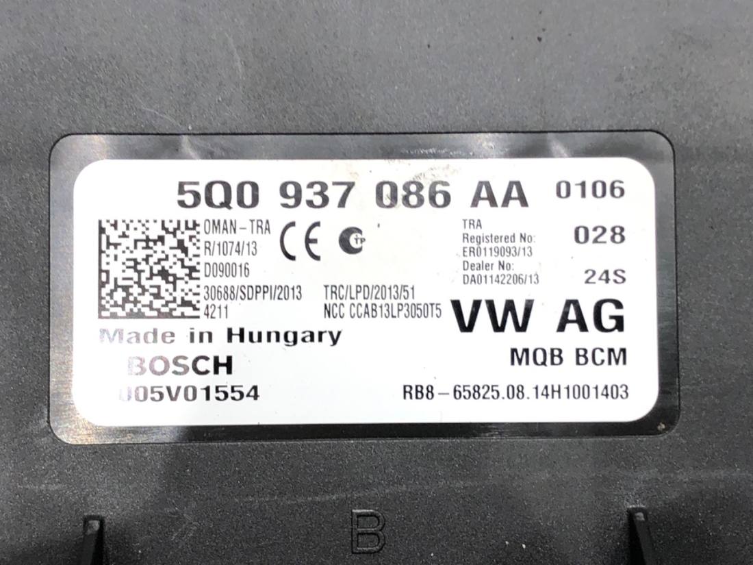 Блок керування модуль Skoda Octavia 3 5Q0937086AA — фото деталі 4