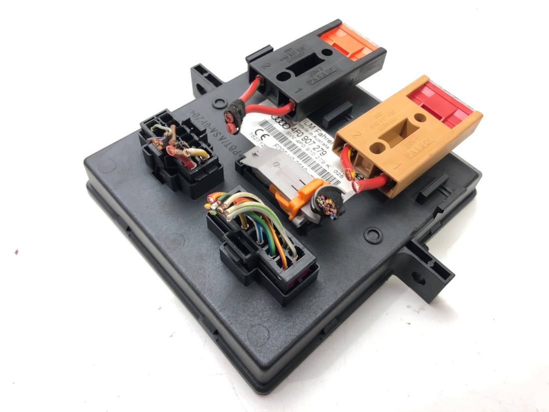 Блок керування модуль Audi A6 C6 4F0907279
