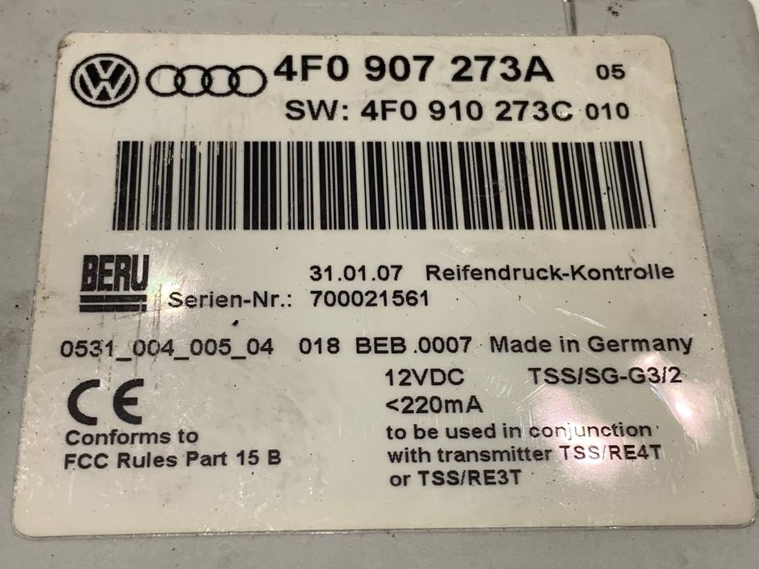 Блок керування модуль Audi Q7 4F0907273A — фото деталі 4
