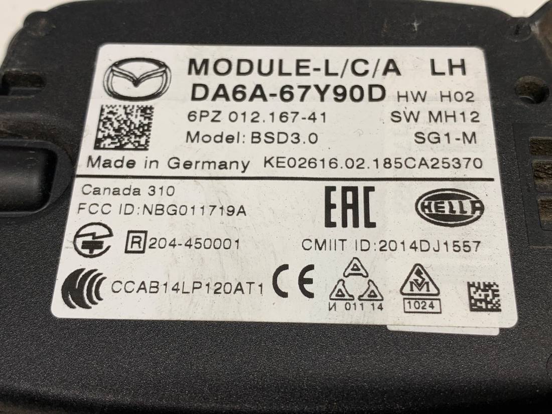 Блок керування модуль Mazda 2 DA6A-67Y90D — фото деталі 4